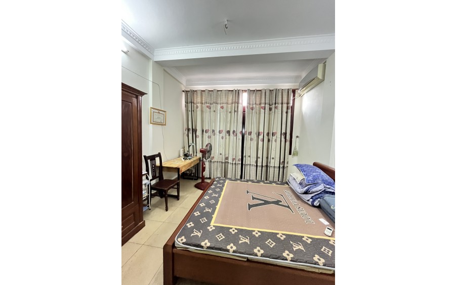 CẦN CHO THUÊ NHÀ RIÊNG NGUYÊN CĂN Ô TÔ ĐỖ CỬA - SỐ 42 NGÕ 58 THỊNH LIỆT
